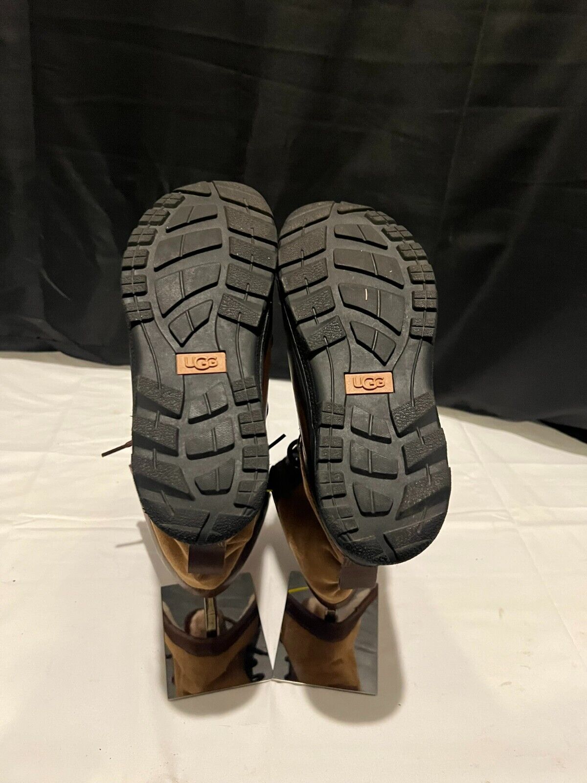 Ugg Boots Youth 3- Gently Used - FREE SHIPPING!