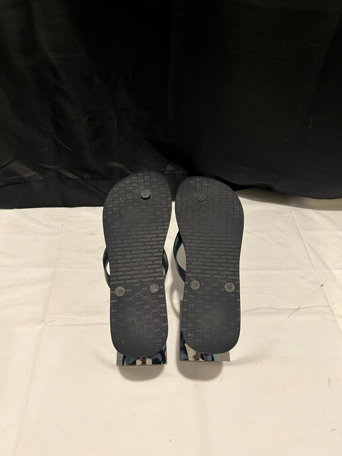 Tory Burch Sandals Size 7 - Gently Used - FREE SHIPPING!