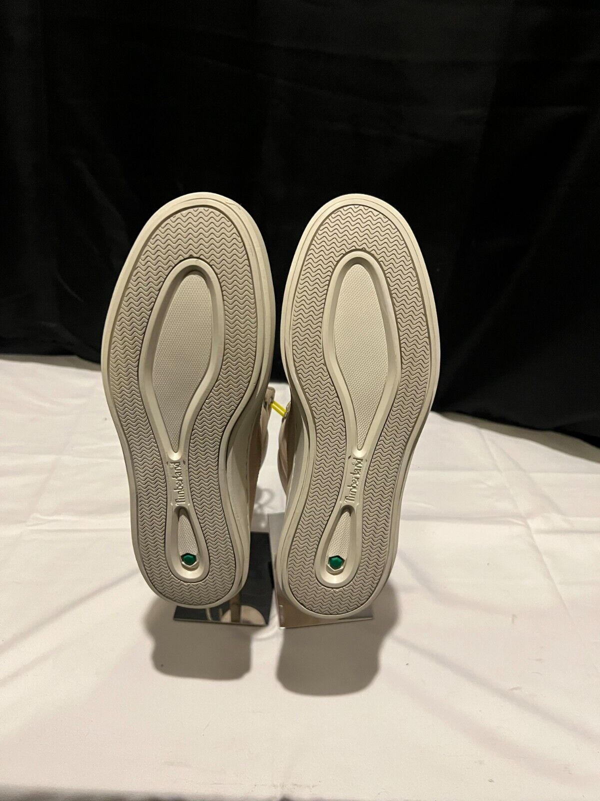 Timberland Boots Size 6 - NEW WITH BOX - FREE SHIPPING!