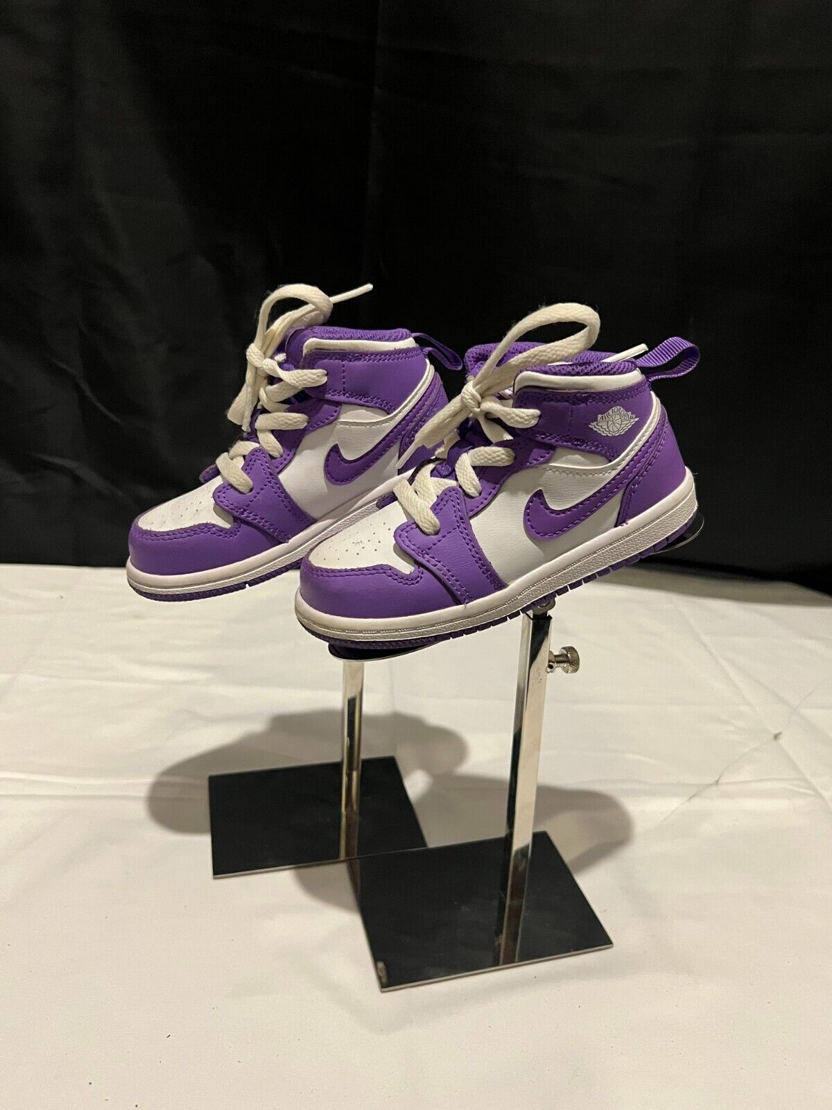 Air Jordan Child 8 - Gently Used - FREE SHIPPING!