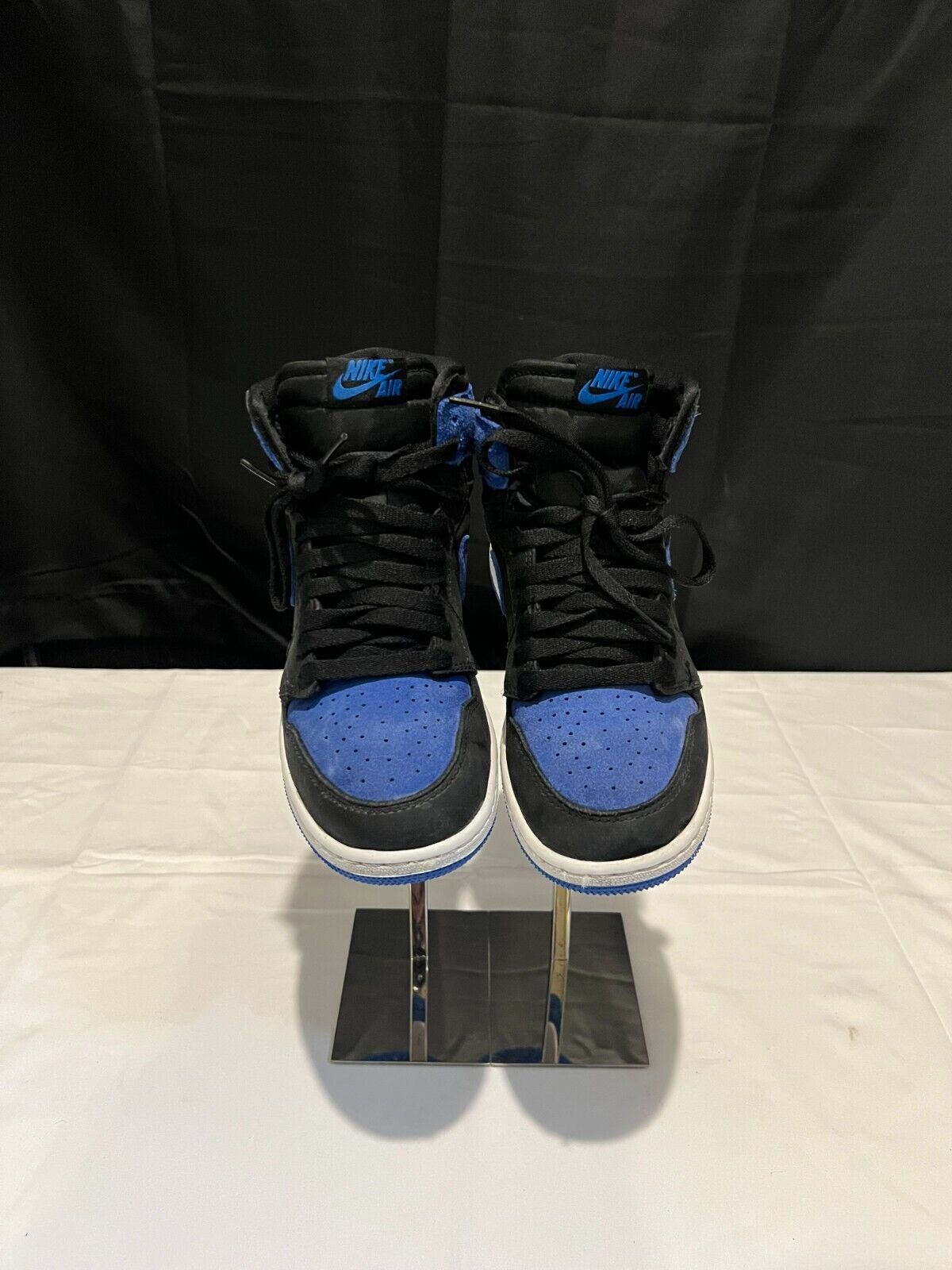 Air Jordans Youth 5.5 - Very Gently Used - FREE SHIPPING