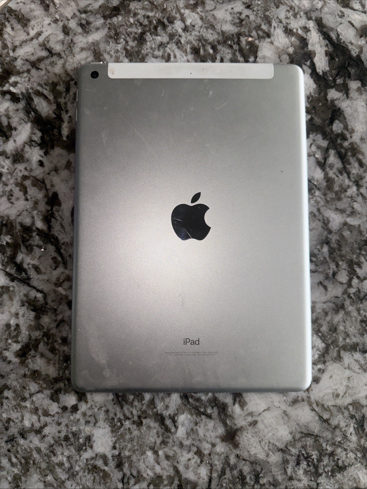 Apple iPad 6th generation - Used