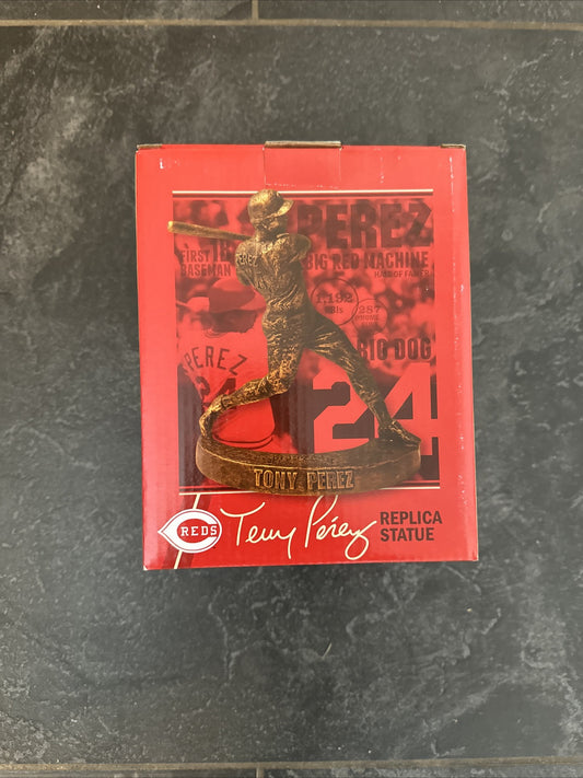 Tony Perez 2015 Cincinnati Reds Hall of Fame Replica Statue - NEW - FREE SHIP